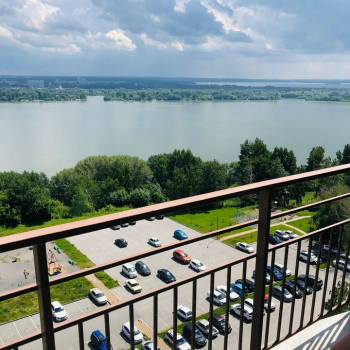 Продается 1-комнатная квартира, 45 м²