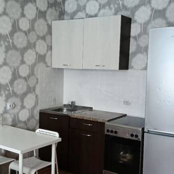 Продается 1-комнатная квартира, 27 м²