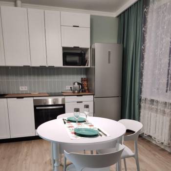 Сдается Многокомнатная квартира, 100 м²