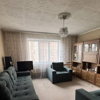 Продается Многокомнатная квартира, 75,7 м²