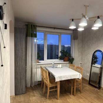 Сдается Многокомнатная квартира, 64 м²