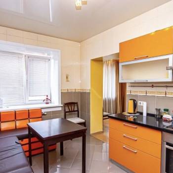 Продается 2-х комнатная квартира, 70 м²
