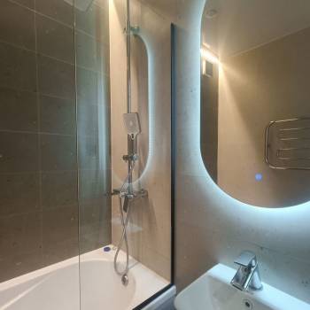 Продается 1-комнатная квартира, 57,2 м²