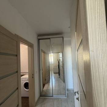 Продается 1-комнатная квартира, 40 м²