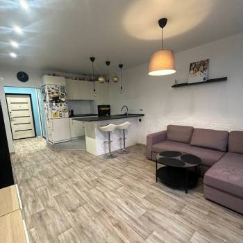 Продается 1-комнатная квартира, 59,7 м²