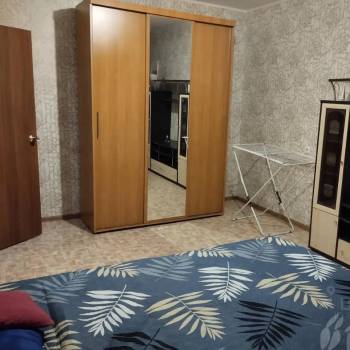 Сдается 1-комнатная квартира, 32 м²