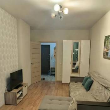 Сдается 1-комнатная квартира, 37 м²