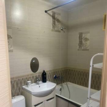Сдается 1-комнатная квартира, 29,6 м²
