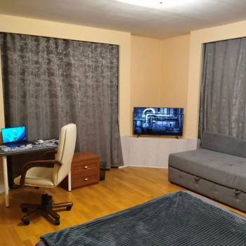 Сдается 2-х комнатная квартира, 80 м²