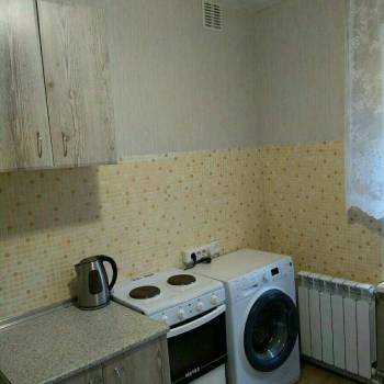 Сдается 1-комнатная квартира, 38 м²