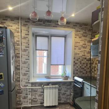 Продается Многокомнатная квартира, 79,9 м²
