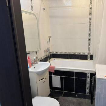 Продается 1-комнатная квартира, 41,3 м²