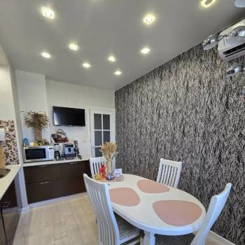 Продается 3-х комнатная квартира, 62 м²
