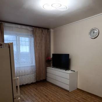 Сдается 1-комнатная квартира, 46 м²