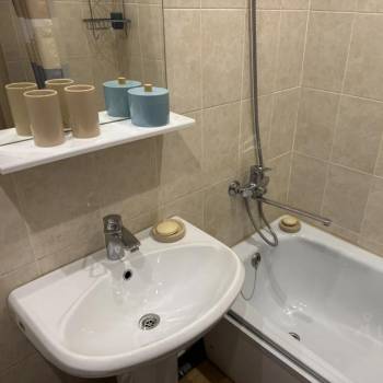 Сдается 1-комнатная квартира, 39 м²