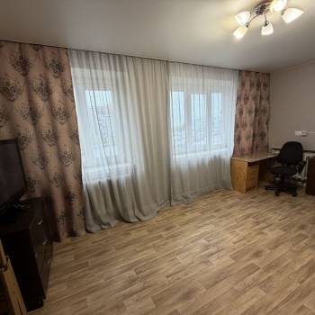 Сдается Многокомнатная квартира, 60 м²