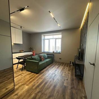 Сдается 1-комнатная квартира, 60 м²