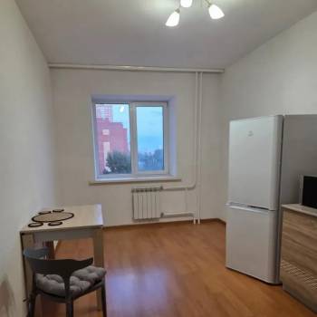 Сдается 1-комнатная квартира, 43 м²