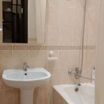 Сдается 2-х комнатная квартира, 56 м²