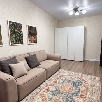 Сдается 1-комнатная квартира, 40 м²