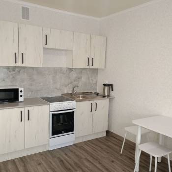 Сдается 1-комнатная квартира, 43 м²