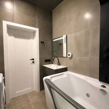 Сдается 2-х комнатная квартира, 61 м²