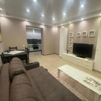 Сдается 2-х комнатная квартира, 53 м²