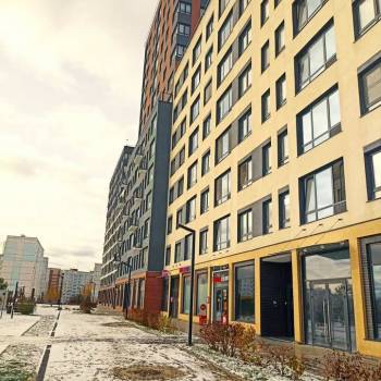Продается 1-комнатная квартира, 40,7 м²