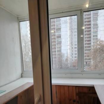 Сдается Многокомнатная квартира, 60 м²