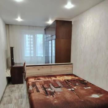 Сдается Многокомнатная квартира, 60 м²