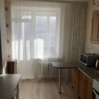Сдается 2-х комнатная квартира, 65 м²