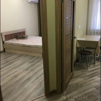Сдается 1-комнатная квартира, 42 м²