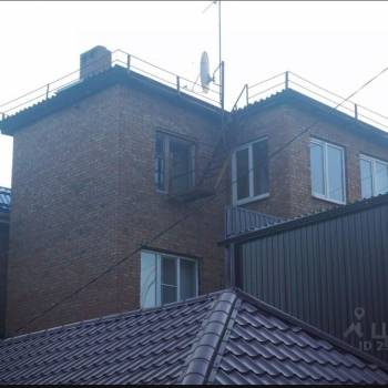 Продается Дом, 200 м²