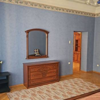 Продается 3-х комнатная квартира, 100 м²