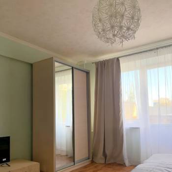 Продается 1-комнатная квартира, 43 м²