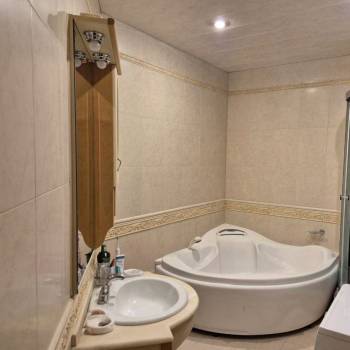 Продается 3-х комнатная квартира, 149 м²