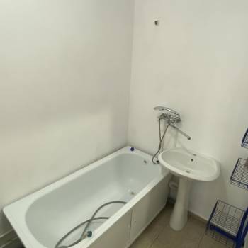 Продается 1-комнатная квартира, 30 м²