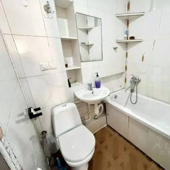 Продается 3-х комнатная квартира, 46 м²