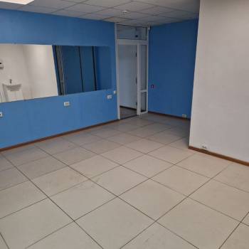Сдается Нежилое помещение, 70 м²