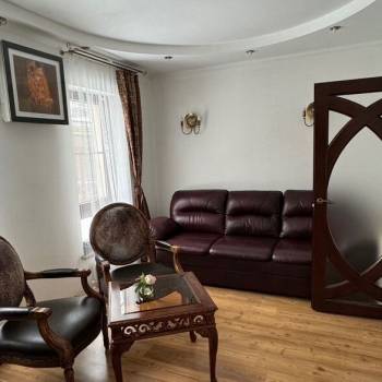 Сдается Дом, 200 м²