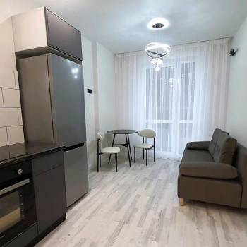 Продается 1-комнатная квартира, 40 м²