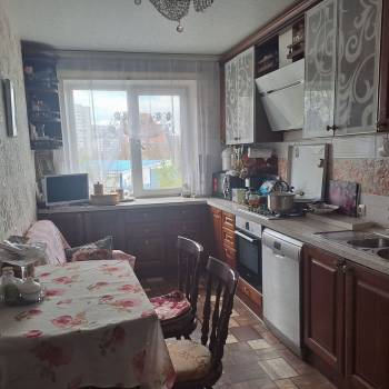 Продается Многокомнатная квартира, 94,6 м²