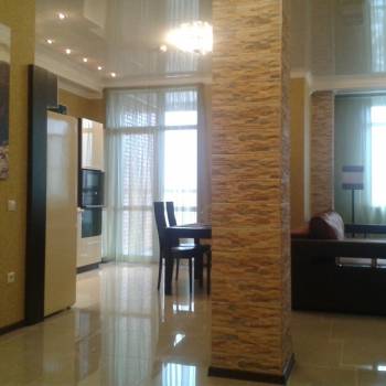 Продается 1-комнатная квартира, 67 м²