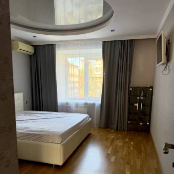 Сдается Многокомнатная квартира, 85,5 м²
