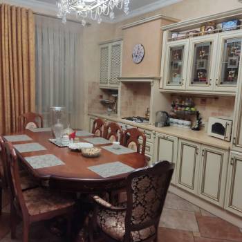Продается Дом, 220 м²