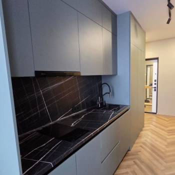 Продается 1-комнатная квартира, 37 м²
