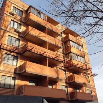 Продается 1-комнатная квартира, 42,5 м²