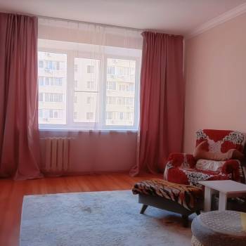 Продается 3-х комнатная квартира, 77 м²