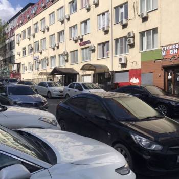 Сдается Нежилое помещение, 240 м²