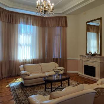 Продается Дом, 428 м²